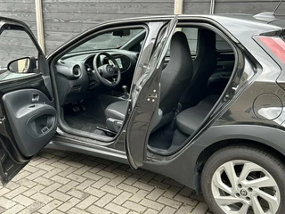Toyota Aygo Toyota Aygo X 1.0 VVT-i S-CVT Automaat LED verl. / LM / Clima / Carplay / 10.250KM!!! - afbeelding nr 10