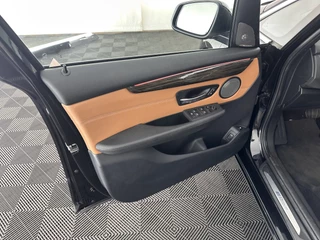 BMW 2 Serie BMW 2 Serie Active Tourer 225xe iPerformance Centennial High Executive Aut. *PANO | HEAD-UP | FULL-LEATHER | FULL-LED | HARMAN/KARDON | KEYLESS | NAVI-FULLMAP | ECC | PDC | CRUISE | 18''ALU* - afbeelding nr 23