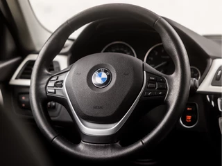 BMW 3 Serie Automaat (NAVIGATIE, DEALER ONDERHOUDEN, CLIMATE, LEDEREN SPORTSTOELEN, PARKEERSENSOREN, CRUISE, NIEUWE APK, NIEUWSTAAT) - afbeelding nr 17