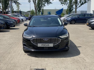 Ford Focus Ford Focus 1.0 EcoBoost Hybrid Titanium 125pk | Winterpack | Parking Pack | SYNC 4 Navigatie | 16 inch Licht metalen velgen - afbeelding nr 5