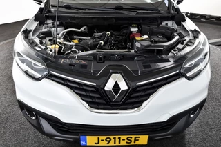 Renault Kadjar | Cruise | Stoelverw. | PDC | Camera | NAV | ECC | Trekhaak | LM 19