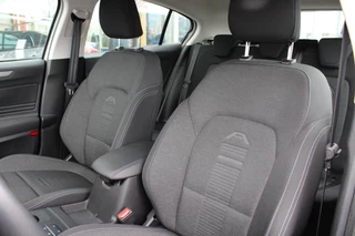 Ford Focus Ford Focus 1.5 EcoBoost Active Business 150pk | Dealeronderhouden! | Automaat | Trekhaak 1500KG | Cruise Control | Navigatie | Airco | Parkeersensoren | - afbeelding nr 10