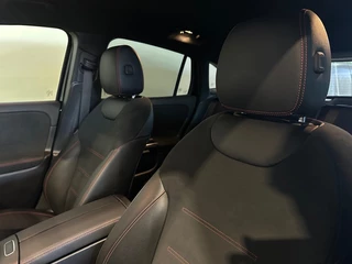 Mercedes-Benz GLA Mercedes-Benz GLA 180 BNS SOL. AMG-LINE l STOELVER l CAMERA l SFEERVERL l 19INCH l - afbeelding nr 36