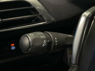 Peugeot 3008 Peugeot 3008 1.6 HYbrid4 300 Roadtrip | 22.000 km | - afbeelding nr 18