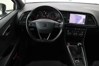 SEAT Leon SEAT Leon 1.5 TSI FR Intens | Trekhaak | Adaptive cruise |  Carplay | Camera | Sfeerverlichting | Full LED | Keyless | Navigatie | Sportstoelen - afbeelding nr 3