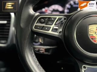 Porsche Cayenne Porsche Cayenne Coupé 4.0 Turbo S E-Hybrid | Techart | Sport Chrono | Carbon afwerking - afbeelding nr 21