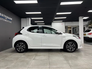 Toyota Yaris Toyota Yaris 1.5 Hybrid Dynamic | Carplay | Camera | Cruise| - afbeelding nr 6