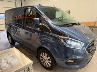 Ford Transit Custom Ford Transit Custom 280 2.0 TDCI 130 PK AUTOMAAT L1H1 Limited | Camera | Adaptieve Cruise Control | BLIS | Lederen bekleding | Trekhaak | Winterpakket | Zijschuifdeur L+R - afbeelding nr 3