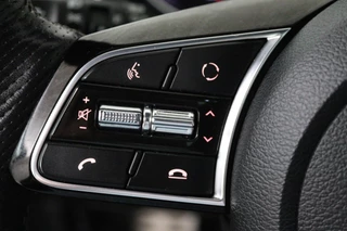Kia ProCeed Kia ProCeed 1.4 T-GDI GT-Line (PANORAMADAK, STOEL-/STUURVERWARMING, CAMERA, CARPLAY, LED) - afbeelding nr 8