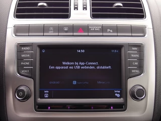 Volkswagen Polo AUTOMAAT / CAMERA / CARPLAY / NAVI / DAB+ / PDC / BLUETOOTH / CRUISE / NL-AUTO - afbeelding nr 13