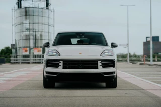 Porsche Cayenne Porsche Cayenne Coupé 3.0 V6 TURBO HYBRIDE S 470pk - afbeelding nr 2