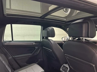 Volkswagen Tiguan Volkswagen Tiguan 1.4 TSI ACT 2X R-Line Pano Virtual Trekh - afbeelding nr 21