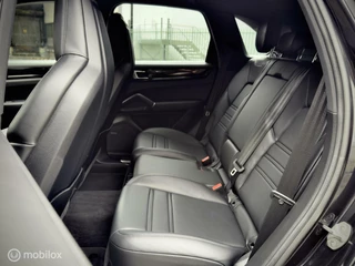 Porsche Cayenne Porsche Cayenne 3.0 E-Hybrid |Sport chrono |360 | Leder - afbeelding nr 19