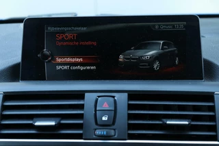 BMW 1 Serie BMW 1-serie M140i LCI / VOL! / RWD / Camera / H&K / Pano / 18