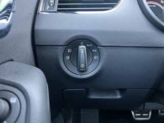 Škoda Octavia Škoda Octavia Combi 2.0 TSI RS 230 AUTOMAAT! PANODAK! ADAPTIVE CRUISE! AFN TREKHAAK! - afbeelding nr 23