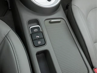 Kia e-Soul Kia e-Soul EV Executive-Plus-Line (INCL-BTW) Aut  *PANO | NAPPA-LEATHER | LED-LIGHTS | NAVI-FULLMAP |  CAMERA | KEYLESS | ECC | PDC | CRUISE | DAB | DIGI-COCKPIT | COMFORT-SEATS | 16