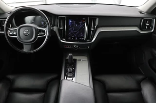 Volvo V60 Volvo V60 Cross Country 2.0 B5 AWD Pro | Trekhaak | Leder |  Stoel & stuurverwarming | Camera | Adaptive cruise | Carplay | Harman/Kardon | Keyless | BLIS | Memory | Navigatie - afbeelding nr 8
