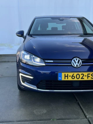 Volkswagen e-Golf Volkswagen e-Golf E-DITION WARTMTE POMP I DIGI DASH. NAVI + CAMERA I LEER I FULL LED - afbeelding nr 22