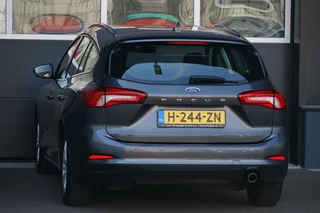 Ford Focus Ford Focus Wagon 1.0 EcoBoost Titanium Business, NL, trekh. - afbeelding nr 29