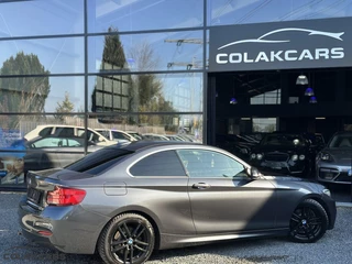 BMW 2 Serie BMW 2-serie Coupé 230i High Executive M-Pakket - afbeelding nr 17