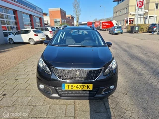 Peugeot 2008 PEUGEOT 2008 1.2 PURETECH BLUE LION AUTOMAAT / Carplay / Navigatie / - afbeelding nr 4