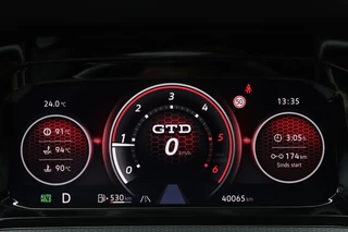 Volkswagen Golf Volkswagen Golf 2.0 TDI 147kW/200PK GTD Pano/Leder/IQ.Light/HK/Camera/Head-up/Elek. stoel/DCC/19