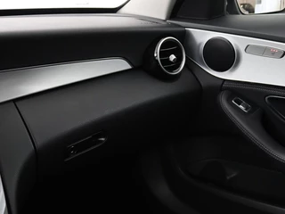 Mercedes-Benz C-Klasse Mercedes-Benz C-klasse 180 Avantgarde | Stoelverwarming | Trekhaak |  Navigatie | Full LED | Park Assist | Climate control | Half leder | Cruise control | Bluetooth - afbeelding nr 23