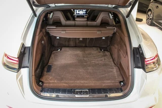 Porsche Panamera Porsche Panamera 2.9 4 E-Hybrid | PANO | SOFTCL | - afbeelding nr 16