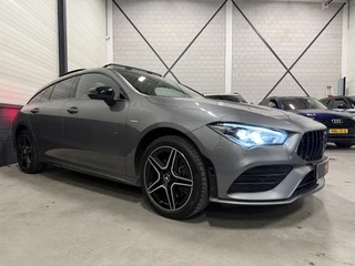 Mercedes-Benz CLA PANO/SFEER/NIGHT-PACK/KEYLESS/CARPLAY/LED/SPORTSTOELEN/DONKERE HEMEL/PRIVACY/18