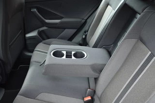 Volkswagen T-Roc Volkswagen T-Roc 1.5 TSI Style Business Trekhaak Navi Carplay stoel/stuur verwarming el-achterklep - afbeelding nr 33