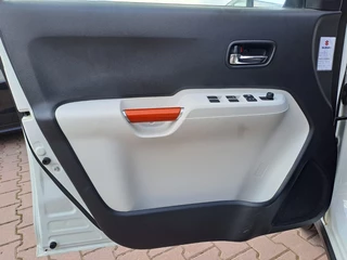 Suzuki Ignis Suzuki Ignis 1.2 Stijl l Automaat l Navi l Trekhaak l Clima l Camera l - afbeelding nr 25