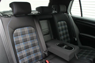 Volkswagen Golf Volkswagen Golf 7 - 1.4 TSI GTE |PANORAMADAK, CARPLAY, ACC, CLIMATE, LED, PDC| - afbeelding nr 28