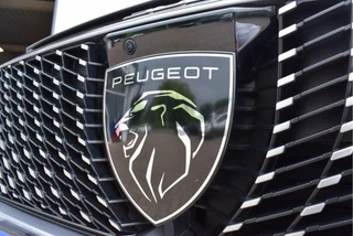 Peugeot 3008 Peugeot 3008 1.2 Hybrid 136 GT | 360° Camera | Elektrische Kofferklep | Stoelverwarming - afbeelding nr 7