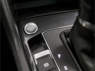 Volkswagen Tiguan 150Pk Automaat (VIRTUAL COCKPIT, APPLE CARPLAY, NAVIGATIE, KEYLESS, STOELVERWARMING, CLIMATE, SPORTSTOELEN, ADAPTIVE CRUISE, LED KOPLAMPEN, PARKEERSENSOREN, NIEUWE APK, NIEUWSTAAT) - afbeelding nr 24
