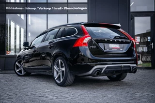 Volvo V60 Volvo V60 1.5 T3 Nordic+*AUTOMAAT*NAVI*R-DESIGN*NAP*TREKHAAK - afbeelding nr 2
