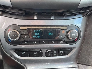 Ford Focus Airco/ECC,Cruisecontrol,Navigatie - afbeelding nr 8