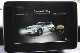 Mercedes-Benz GLA Mercedes-Benz GLA 200 Premium Pano-dak | Trekhaak | Xenon-LED | Navi | ECC | PDC | Cruise | Half-Leder | Sportstoelen | Stoelverw | LMV18'' | Goede banden | Zeer nette - afbeelding nr 16