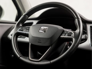 SEAT Leon 150Pk Automaat (APPLE CARPLAY, NAVIGATIE, CAMERA, CLIMATE, KEYLESS, SPORTSTOELEN, GETINT GLAS, PARKEERSENSOREN, CRUISE, LM VELGEN, NIEUWSTAAT) - afbeelding nr 18