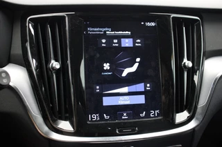 Volvo V60 Volvo V60 2.0 T5 Momentum Pro Automaat - Carplay, Stoelverw. - afbeelding nr 18