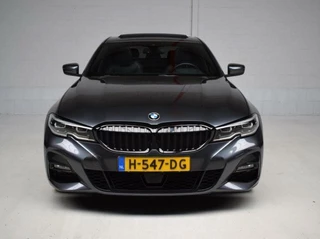 BMW 3 Serie BMW 3-serie 330i M Executive Edition|LEDER|PANO|HUP - afbeelding nr 22