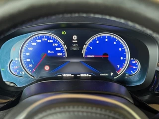 BMW 5 Serie BMW 5 Serie 530e iPerf High Exe SCHUIFDAK M-Pakket 20inch - afbeelding nr 4