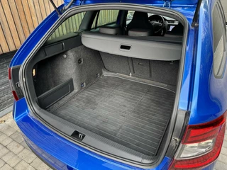 Škoda Octavia Skoda Octavia Combi 1.0 TSI Sport Navigatiesysteem | Trekhaak | Apple CarPlay | Climate control | Cruise control | Getint glas | Parkeersensoren achter - afbeelding nr 41