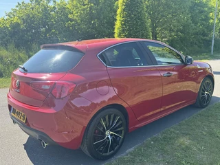 Alfa Romeo Giulietta Alfa Romeo Giulietta 1.750 TBI QV, 240pk, kuipstoelen!! - afbeelding nr 6