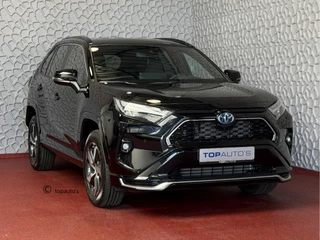 Toyota RAV4 2.5 Plug-in Hybrid AWD 306PK ✅Fabrieksnieuw✅ – direct leverbaar | 1500KG trekgewicht | Head-up | 360° camera | LED | Elektr. klep | Stoelverw