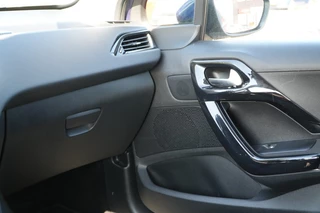 Peugeot 208 Peugeot 208 BLUE LION 1.2-82PK 5-DEURS incl. 6 maanden garantie & rijklaar - afbeelding nr 21