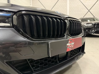 BMW 5 Serie HEAD-UP/LASER/ACC/TREKHAAK/360CAMERA/ALCANTARA/KEYLESS/SHADOW-LINE/DRIVING ASS PRO/SFEER/STUUR+STOELVERWARMING/LIVE COCKPIT/M-AERODYNAMIC/SOPHISTOGRAU/VOLLEDIG BMW DEALER HISTORIE - afbeelding nr 58