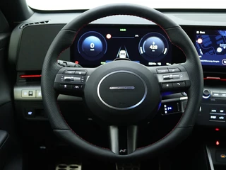 Hyundai Kona Hyundai Kona Electric Premium 65.4 kWh | 360 graden camera | Alcantara | Navigatie | - afbeelding nr 24