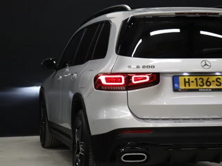 Mercedes-Benz GLB Mercedes-Benz GLB 200 AMG Sport [SCHUIFKANTELDAK, BURMESTER SOUND, APPLE CARPLAY, ANDROID, MEMORY SEATS, HALF LEDER, CAMERA, STOELVERWARMING, PDC V+A, CRUISE, NIEUWSTAAT] - afbeelding nr 25