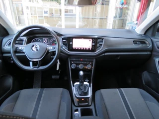 Volkswagen T-Roc Volkswagen T-Roc 1.5 TSI 150PK STYLE / Camera / Navi / Elec.achterklep / Adap.cruise / BOVAG garantie - afbeelding nr 13