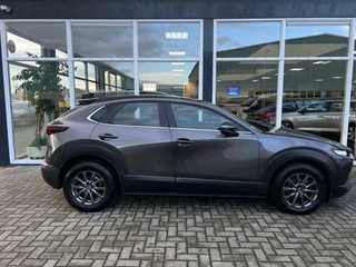 Mazda CX-30 Mazda CX-30 2.0 e-SkyActiv-G M Hybrid Comfort | Stoelverwarming | Stuurwielverwarming | Achteruitrijcamera | Trekhaak | Head-up Display | Climate Control | Rijstrooksensor | PDC | Climate Control | - afbeelding nr 3